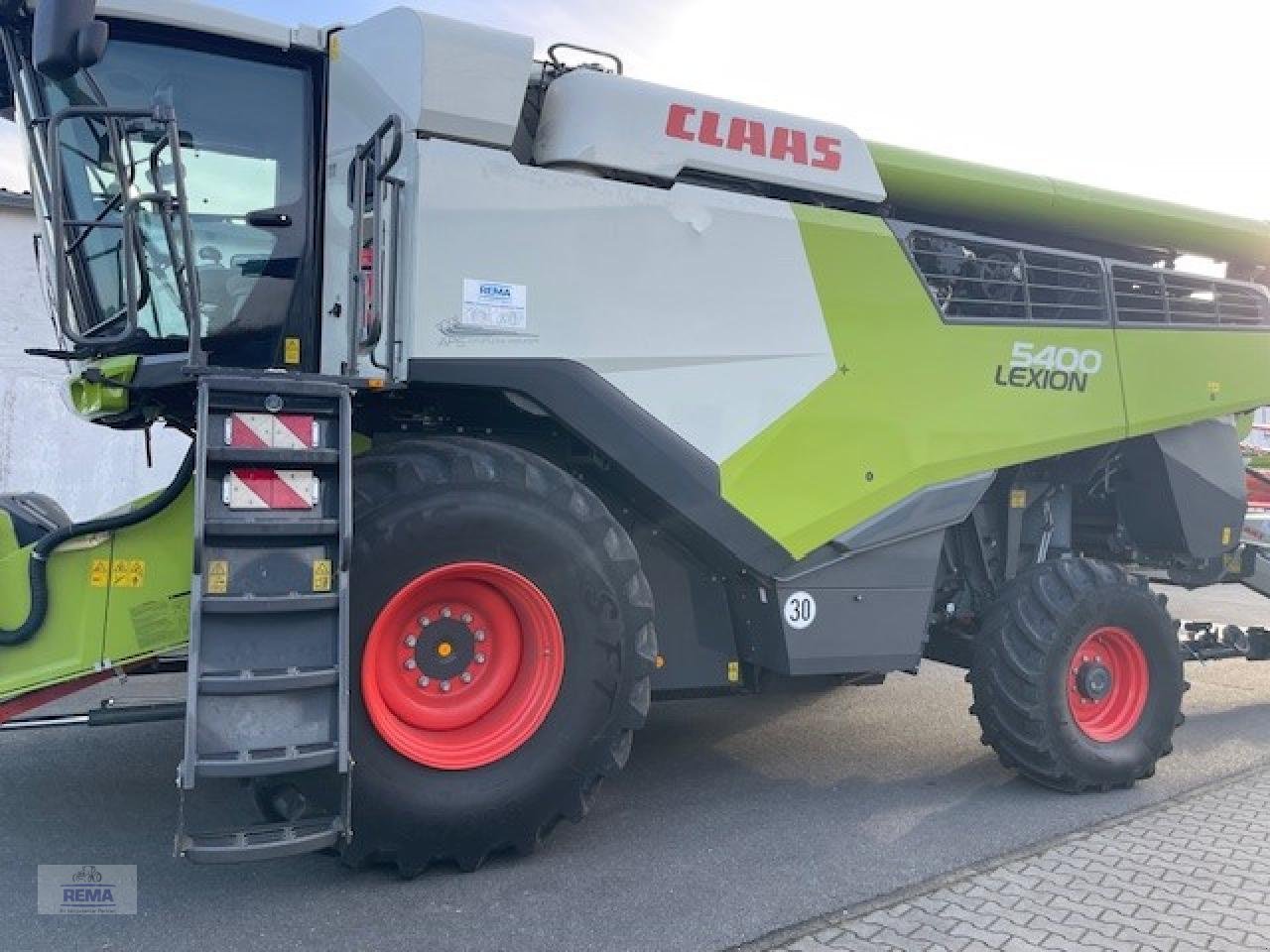 Mähdrescher Türe ait CLAAS Lexion 5400, Gebrauchtmaschine içinde Belzig-Schwanebeck (resim 1)