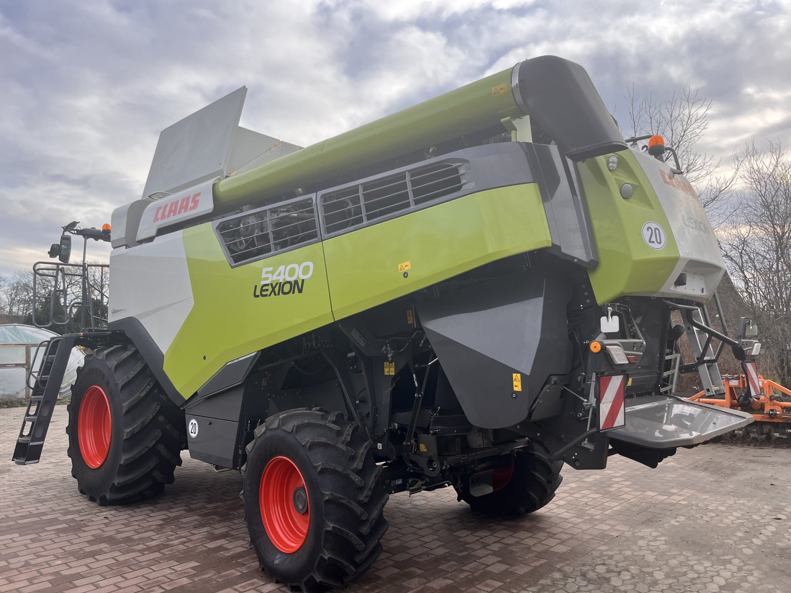 Mähdrescher a típus CLAAS Lexion 5400, Gebrauchtmaschine ekkor: Meinersen (Kép 3)