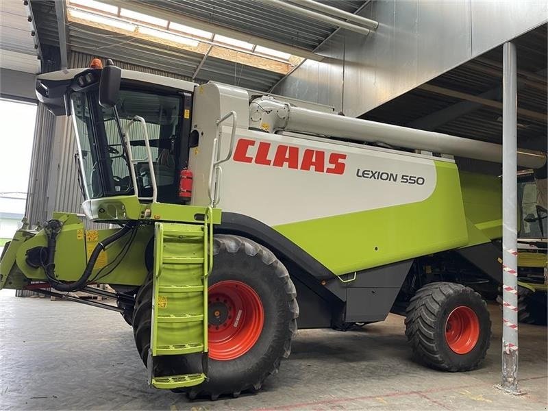 Mähdrescher typu CLAAS Lexion 550 CEBIS, Gebrauchtmaschine v Vinderup (Obrázek 4)