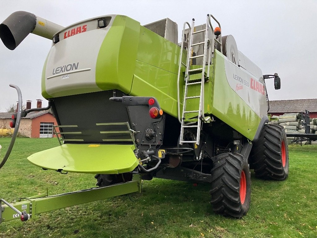 Mähdrescher от тип CLAAS Lexion 550 MONTANA, Gebrauchtmaschine в Mern (Снимка 4)