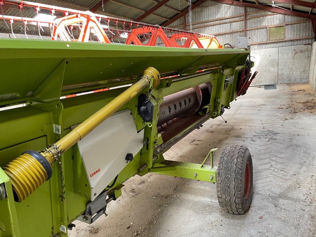 Mähdrescher van het type CLAAS LEXION 550, Gebrauchtmaschine in Kolding (Foto 4)