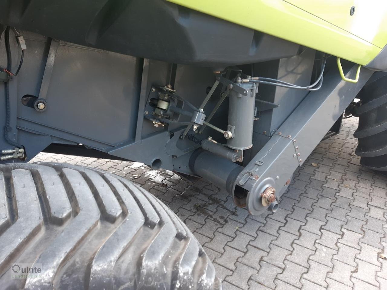 Mähdrescher des Typs CLAAS Lexion 550, Gebrauchtmaschine in Lichtenau-Kleinenberg (Bild 5)