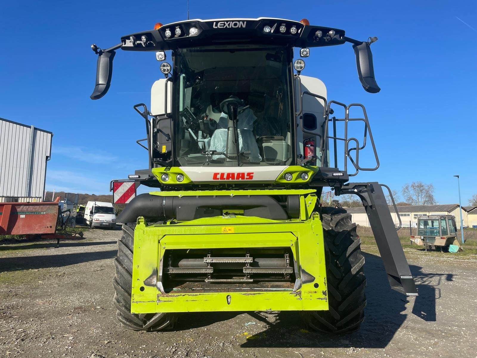 Mähdrescher van het type CLAAS LEXION 5500 MONTANA, Gebrauchtmaschine in SAINT GAUDENS (Foto 3)