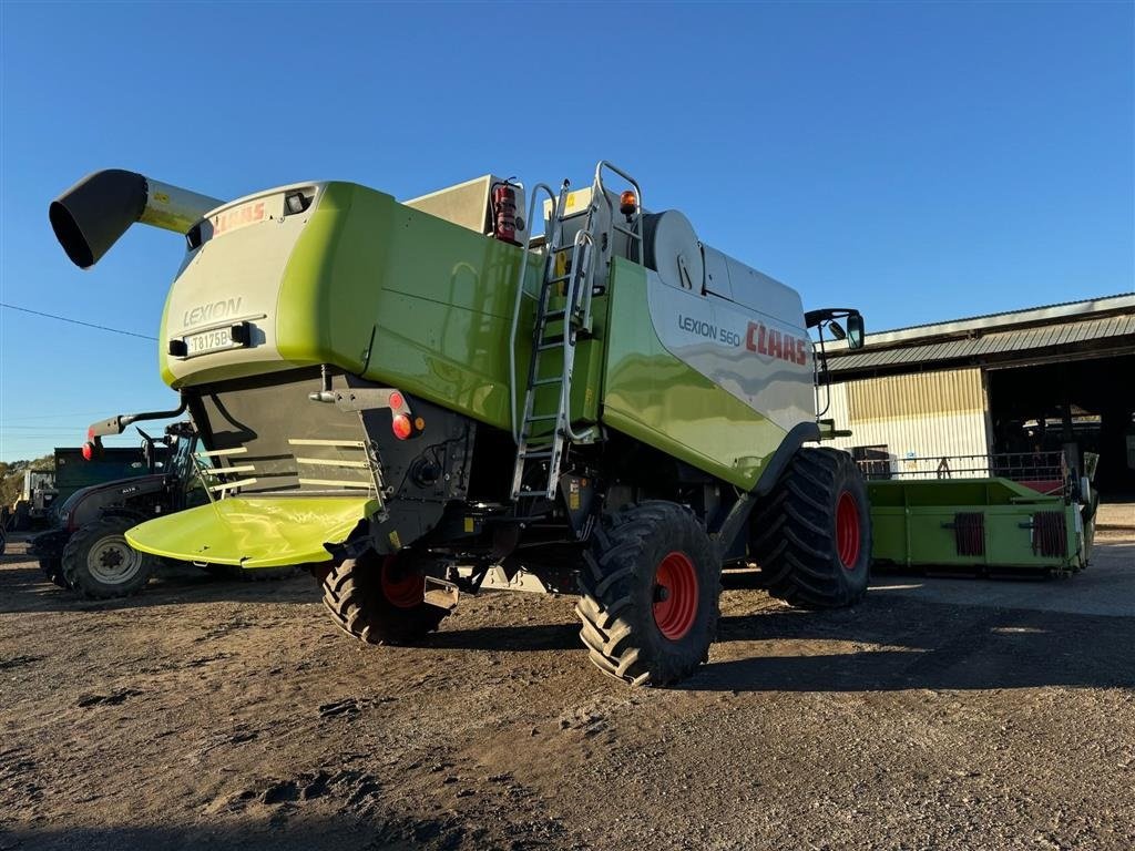 Mähdrescher Türe ait CLAAS LEXION 560 Rystemaskine Incl. 8 meter skærebord. Ring til Ulrik på 40255544. Jeg snakker Jysk, tysk og engelsk., Gebrauchtmaschine içinde Kolding (resim 6)