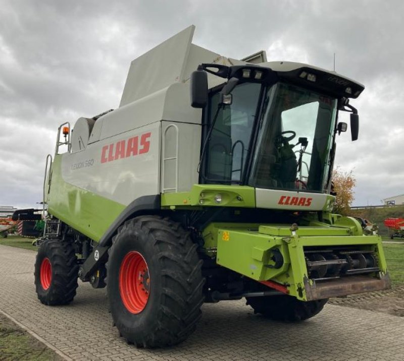 Mähdrescher del tipo CLAAS LEXION 560, Gebrauchtmaschine en Hockenheim (Imagen 8)