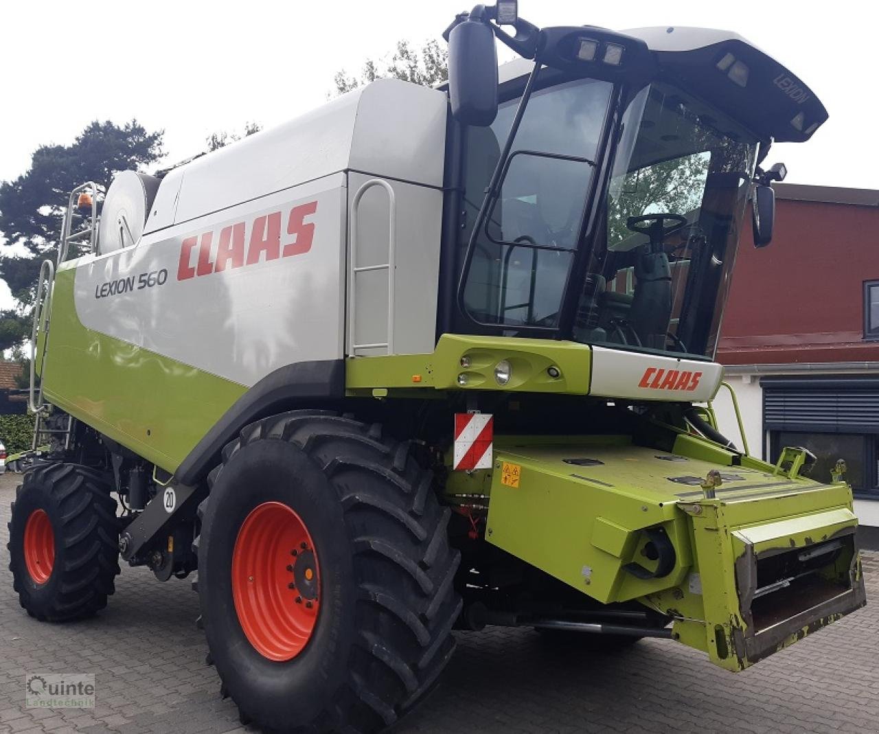 Mähdrescher des Typs CLAAS Lexion 560, Gebrauchtmaschine in Lichtenau-Kleinenberg (Bild 4)