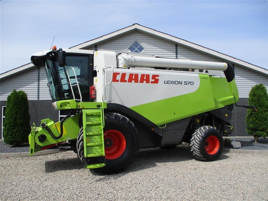 Mähdrescher del tipo CLAAS LEXION 570 Klargjort maskine med Vario V900 Skærbord, Gebrauchtmaschine In Lintrup (Immagine 1)