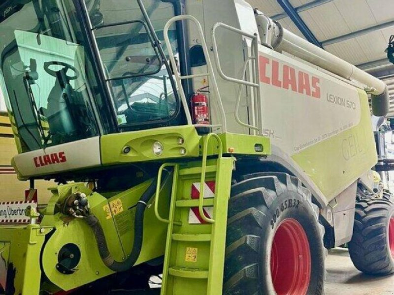 Mähdrescher za tip CLAAS Lexion 570 mit Schneidwerk, Gebrauchtmaschine u Östringen