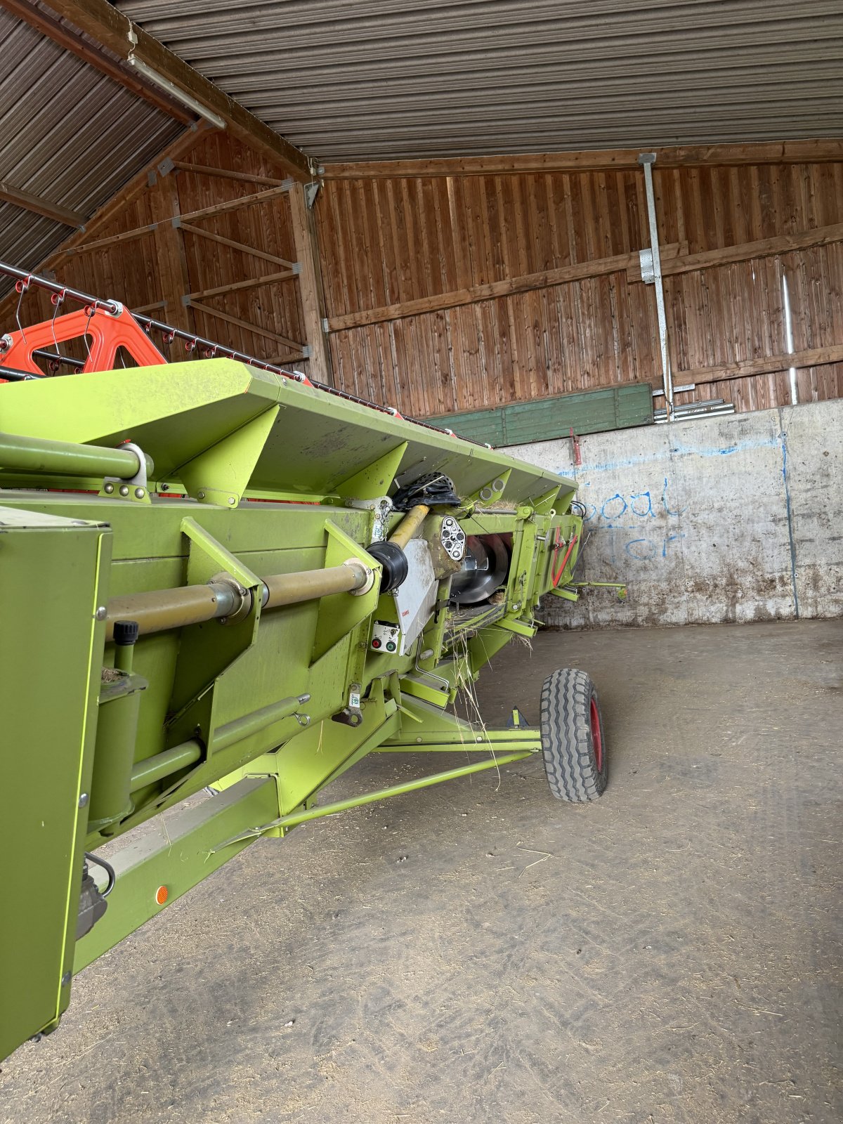 Mähdrescher tip CLAAS Lexion 570 Montana, Gebrauchtmaschine in Schmalfelderhof (Poză 3)