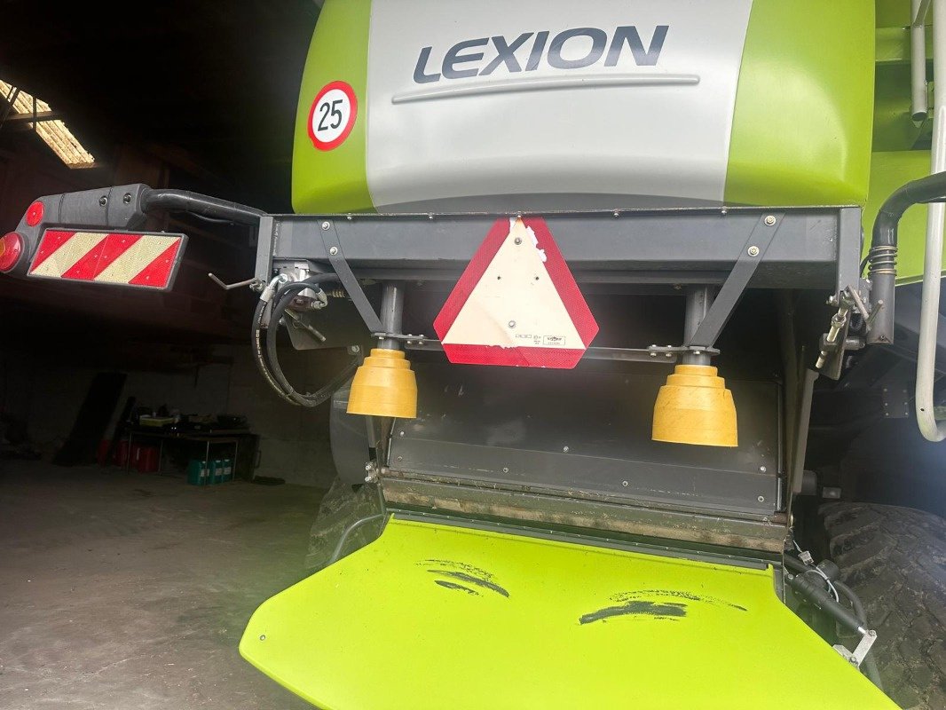 Mähdrescher typu CLAAS Lexion 570 TT Allrad 635 Laufbänder CH Zulassung, Gebrauchtmaschine w Schutterzell (Zdjęcie 4)