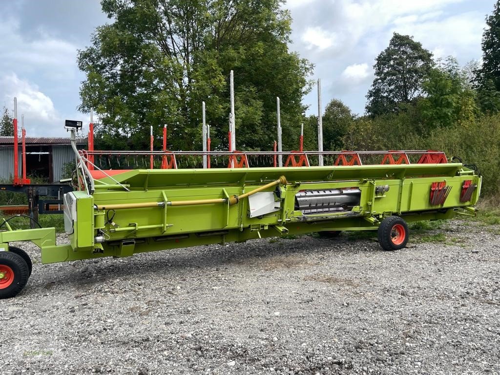 Mähdrescher van het type CLAAS Lexion 570, Gebrauchtmaschine in Bad Leonfelden (Foto 25)