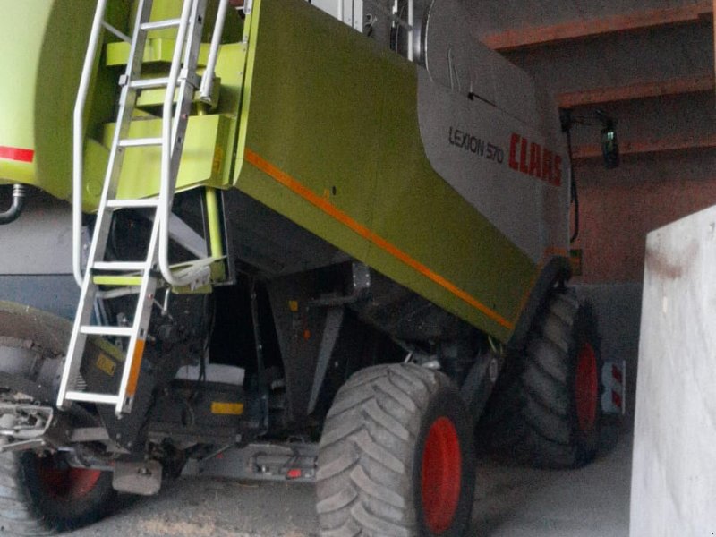 Mähdrescher des Typs CLAAS Lexion 570, Gebrauchtmaschine in Stadtlauringen (Bild 1)