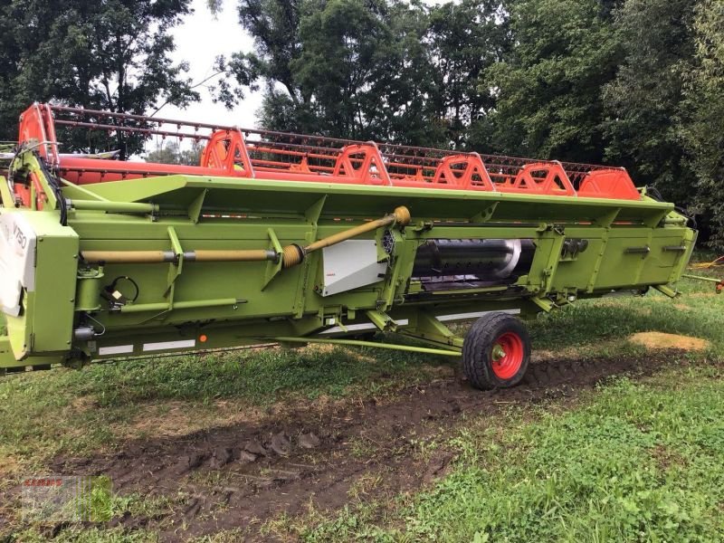 Mähdrescher typu CLAAS LEXION 570TT MIT V750+TW, Gebrauchtmaschine w Vohburg (Zdjęcie 26)