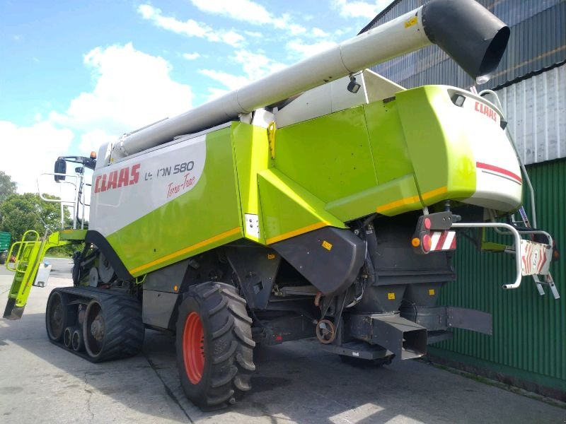 Mähdrescher Türe ait CLAAS Lexion 580 TT # Allrad, Gebrauchtmaschine içinde Liebenwalde (resim 2)