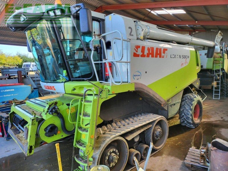 Mähdrescher des Typs CLAAS LEXION 580+ TT, Gebrauchtmaschine in CIRENCESTER (Bild 1)