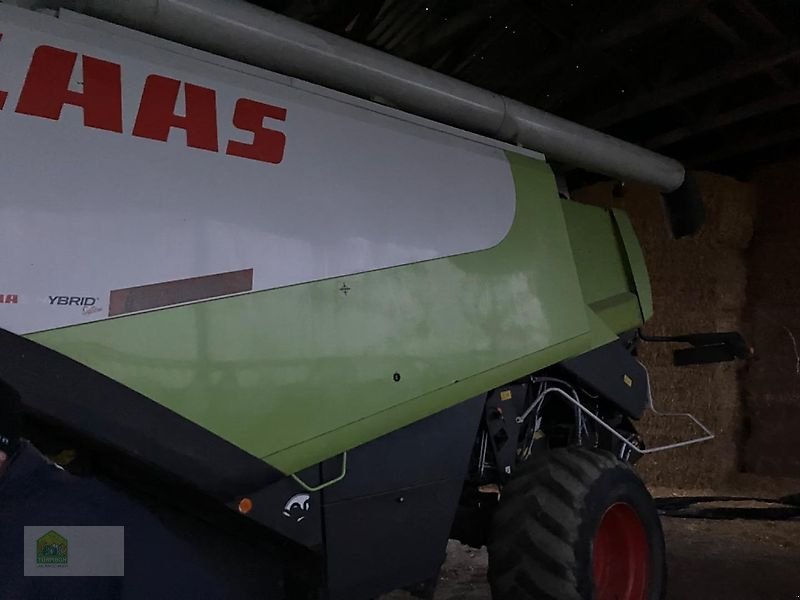 Mähdrescher des Typs CLAAS Lexion 580, Gebrauchtmaschine in Salsitz (Bild 18)