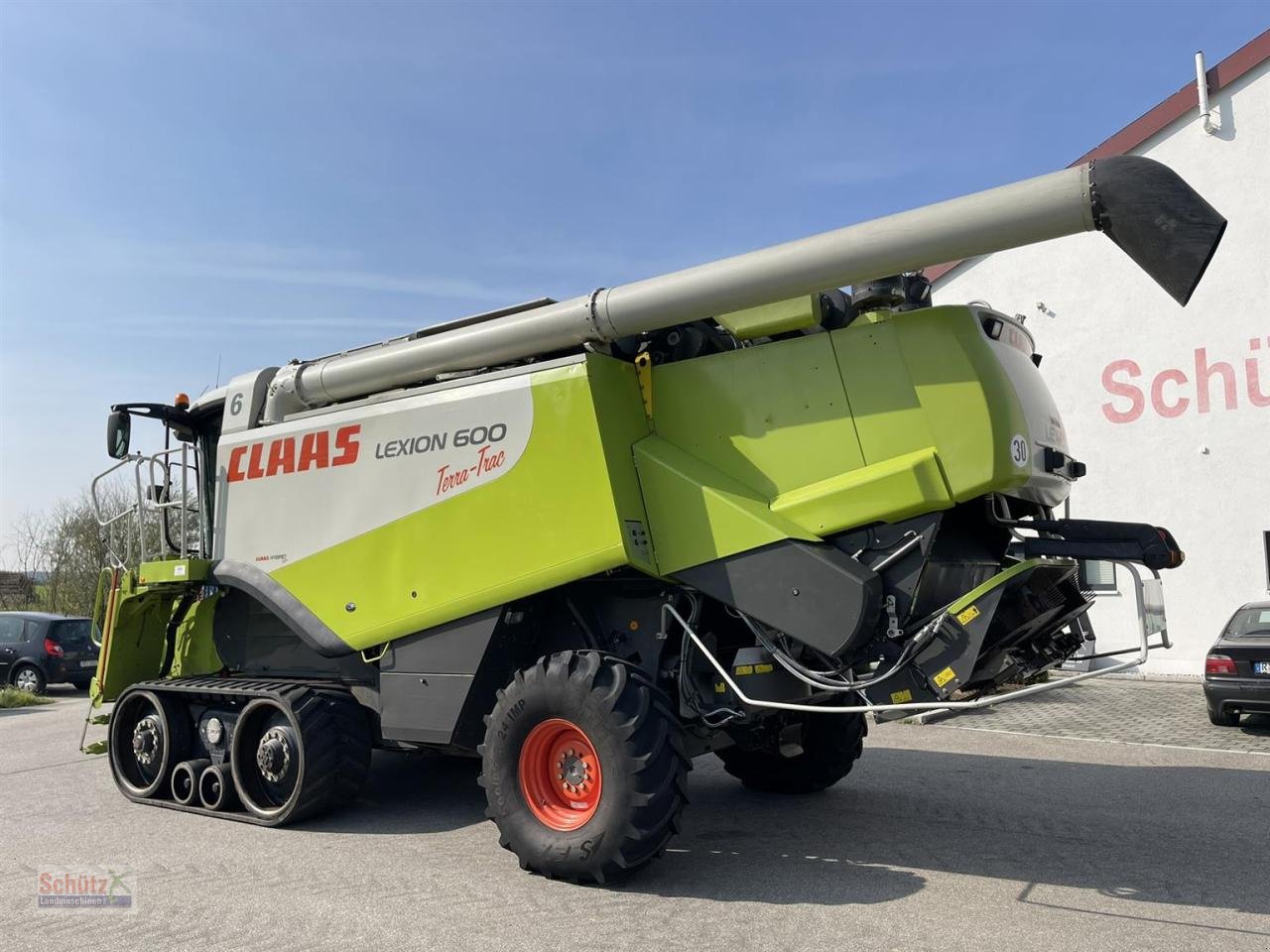 Mähdrescher of the type CLAAS Lexion 600 Terra Trac V1050, Gebrauchtmaschine in Schierling (Picture 4)