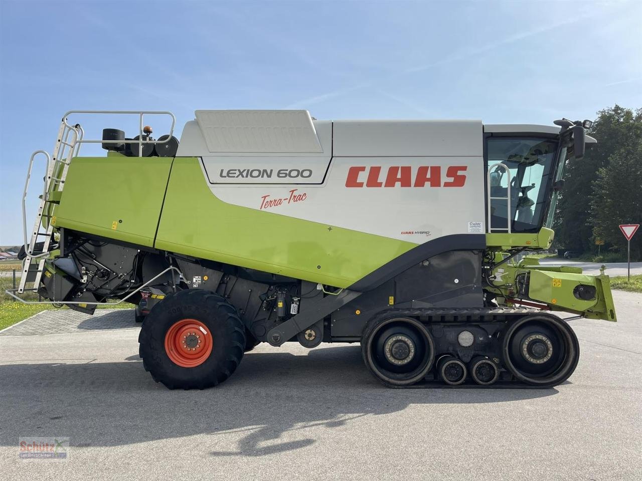 Mähdrescher of the type CLAAS Lexion 600 Terra Trac V1050, Gebrauchtmaschine in Schierling (Picture 9)