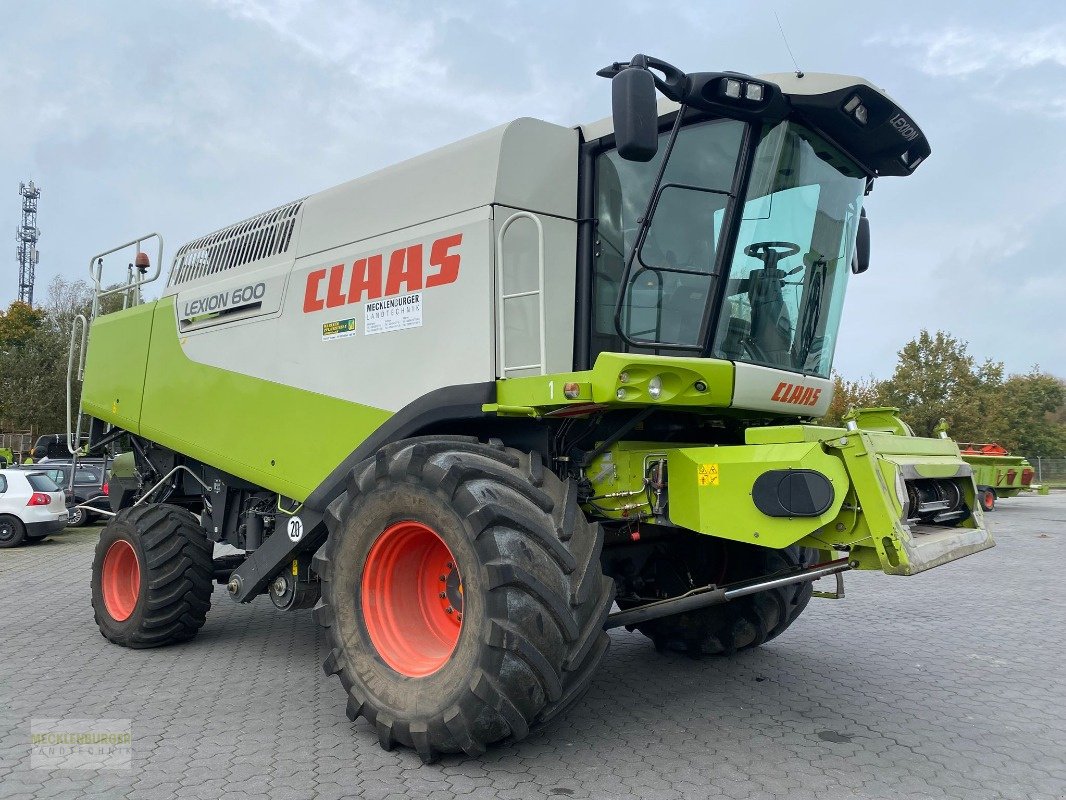 Mähdrescher des Typs CLAAS Lexion 600, Gebrauchtmaschine in Mühlengeez (Bild 1)