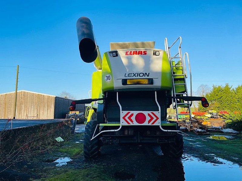 Mähdrescher Türe ait CLAAS LEXION 600TT, Gebrauchtmaschine içinde Kaunas (resim 8)