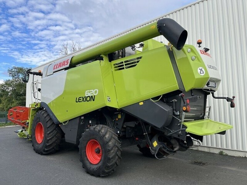 Mähdrescher typu CLAAS LEXION 620 T4, Gebrauchtmaschine v Charnay-lès-macon (Obrázok 4)