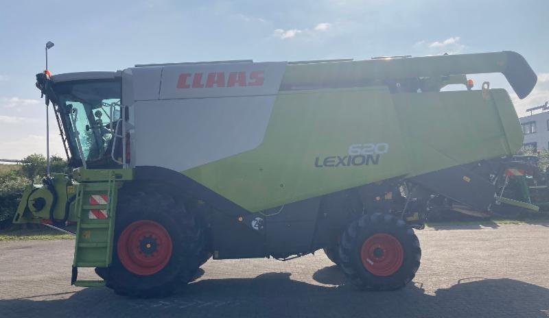 Mähdrescher tip CLAAS LEXION 620, Gebrauchtmaschine in Hockenheim (Poză 2)