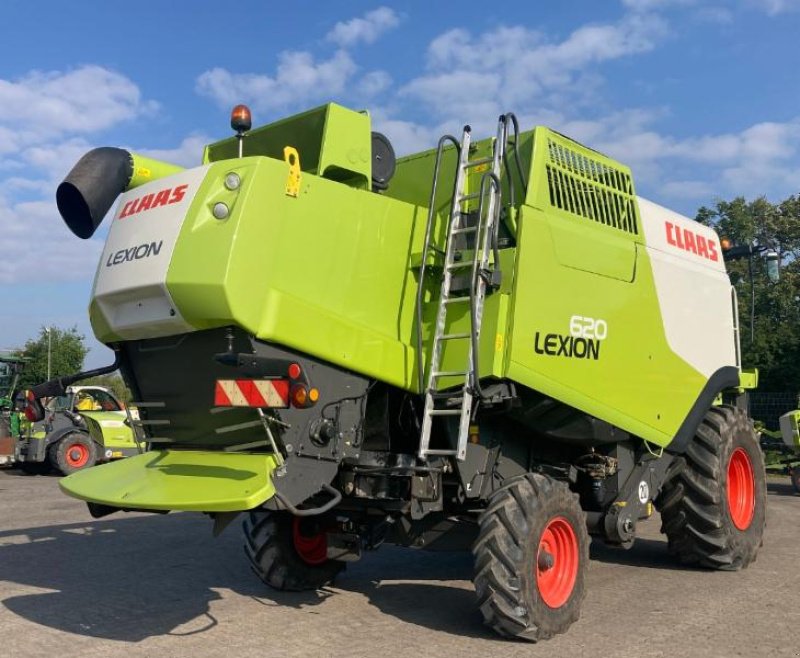 Mähdrescher del tipo CLAAS LEXION 620, Gebrauchtmaschine en Hockenheim (Imagen 5)