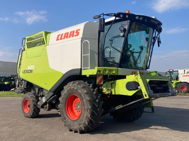 Mähdrescher del tipo CLAAS LEXION 620, Gebrauchtmaschine In Hockenheim (Immagine 8)