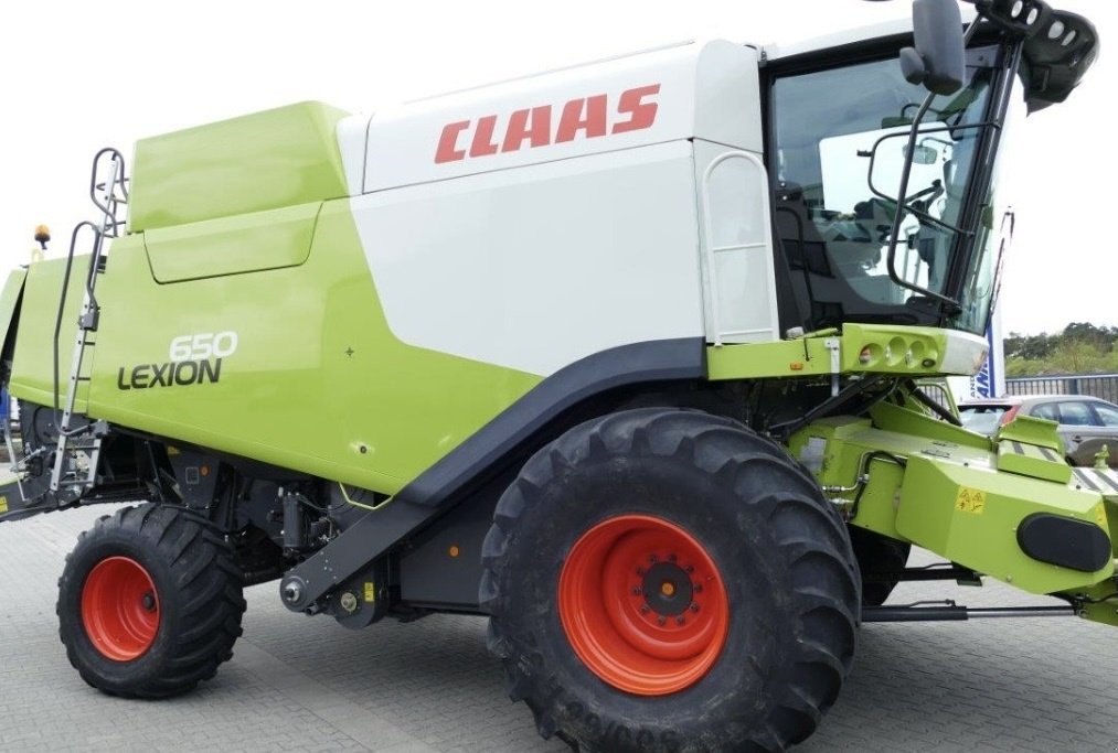 Mähdrescher typu CLAAS LEXION 650 KUN 780 TIMER OG V770 SKÆREBORD!, Gebrauchtmaschine v Nørager (Obrázek 1)