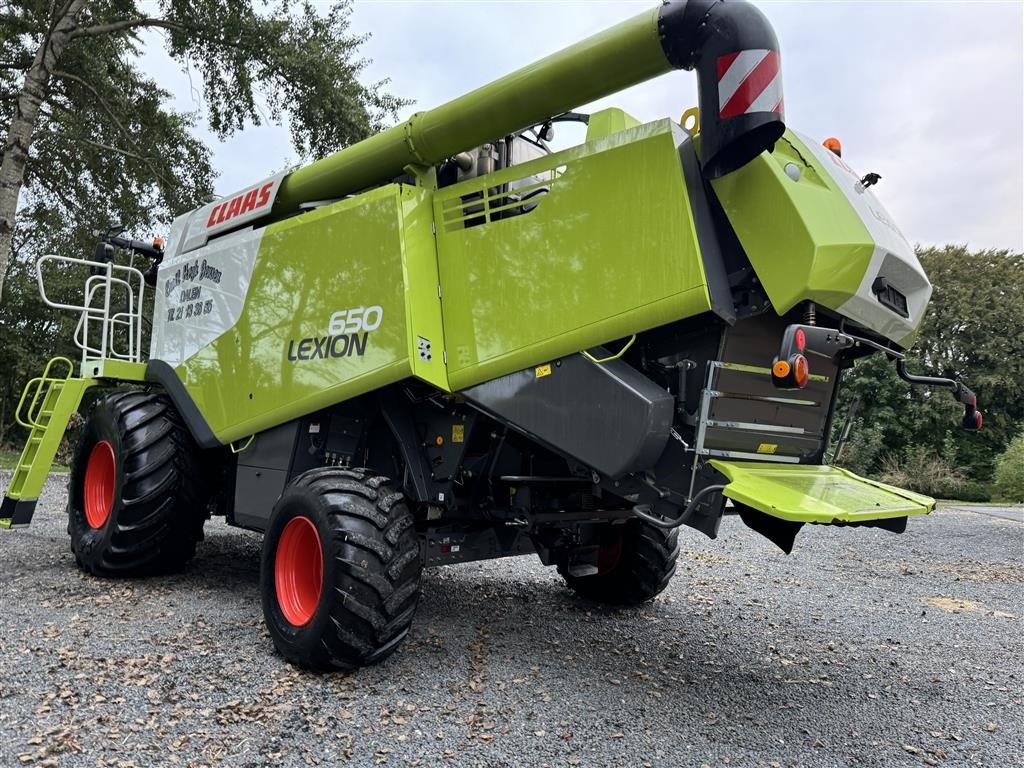 Mähdrescher typu CLAAS LEXION 650 KUN 835 TIMER OG V770 SKÆREBORD!, Gebrauchtmaschine v Nørager (Obrázek 6)