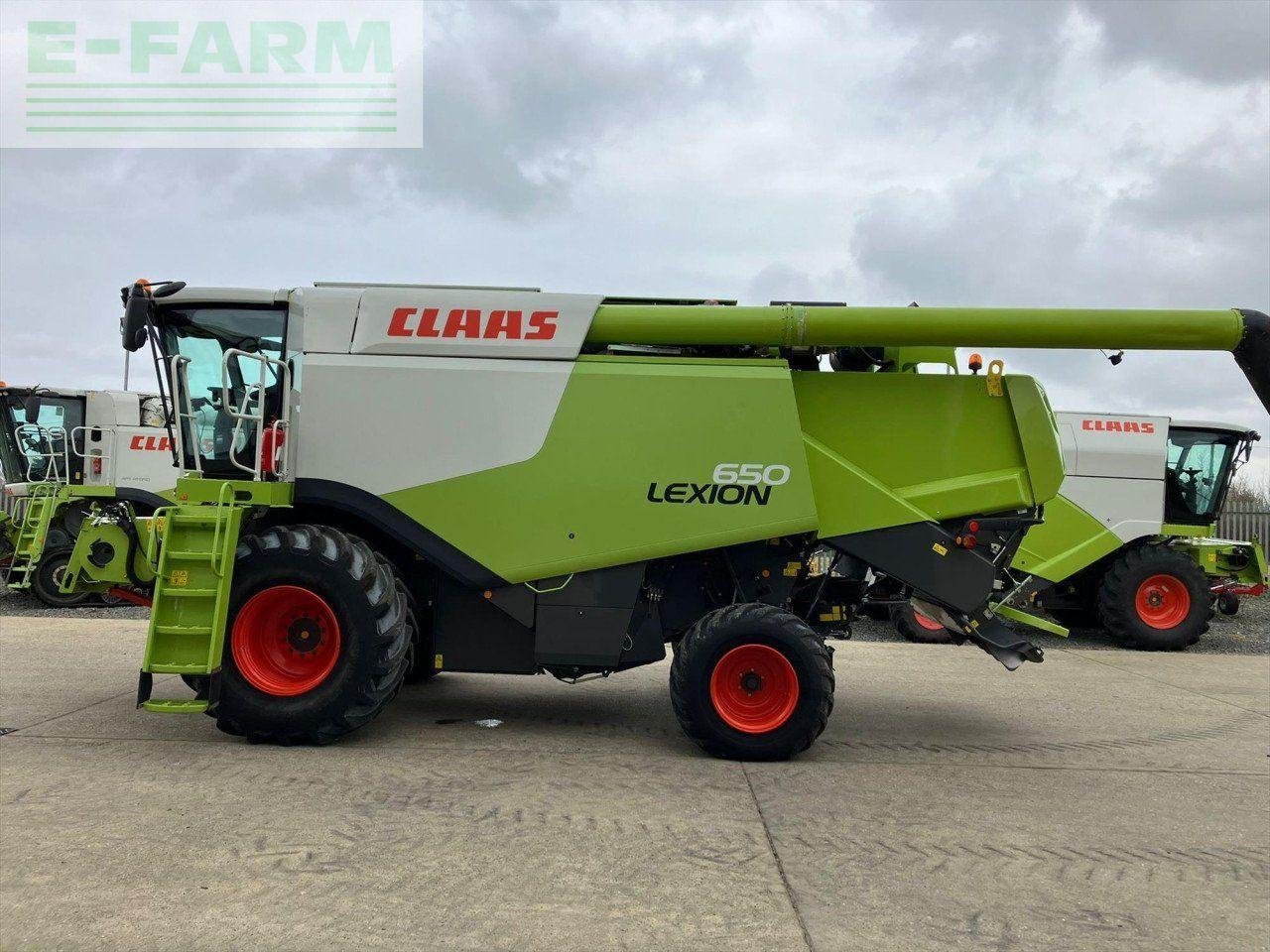 Mähdrescher van het type CLAAS LEXION 650, Gebrauchtmaschine in SUFFOLK (Foto 9)