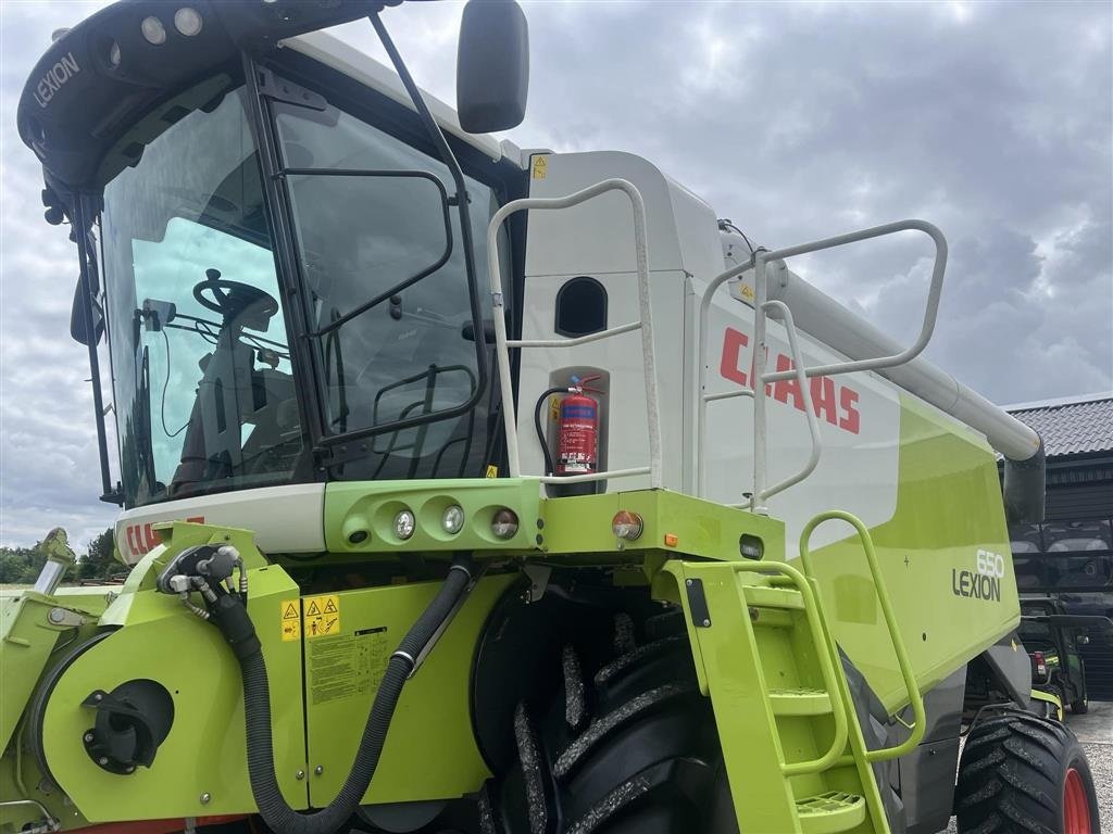 Mähdrescher du type CLAAS LEXION 650, Gebrauchtmaschine en Mariager (Photo 3)