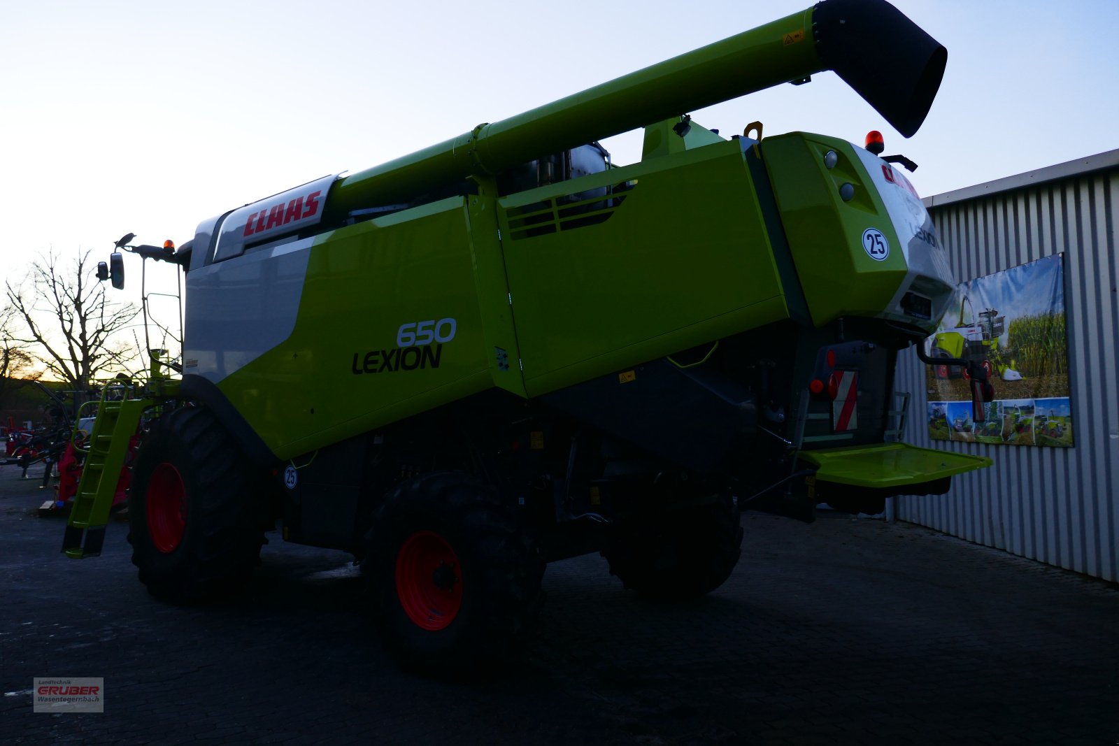 Mähdrescher van het type CLAAS Lexion 650, Gebrauchtmaschine in Dorfen (Foto 3)