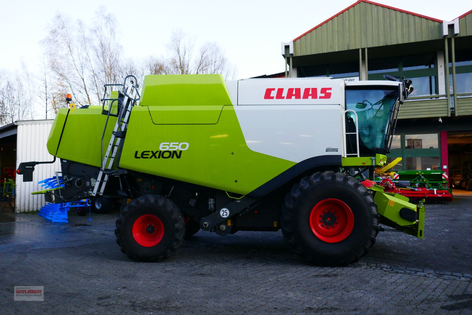 Mähdrescher du type CLAAS Lexion 650, Gebrauchtmaschine en Dorfen (Photo 7)