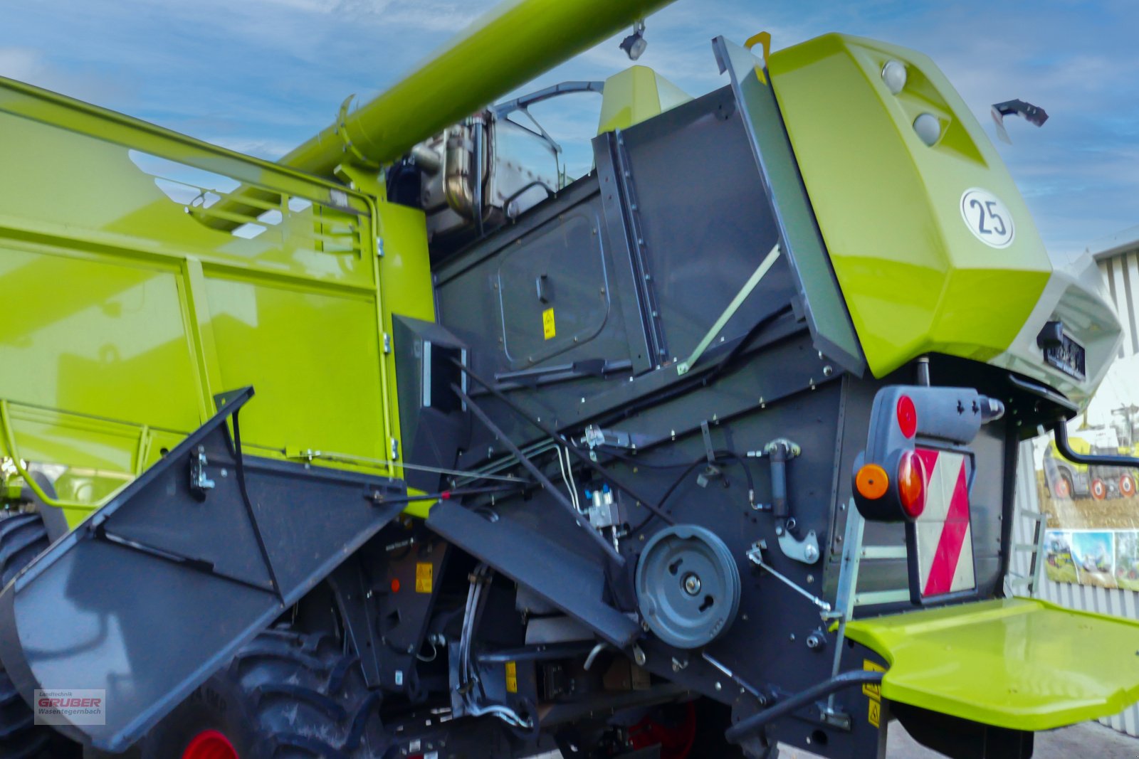 Mähdrescher типа CLAAS Lexion 650, Gebrauchtmaschine в Dorfen (Фотография 12)