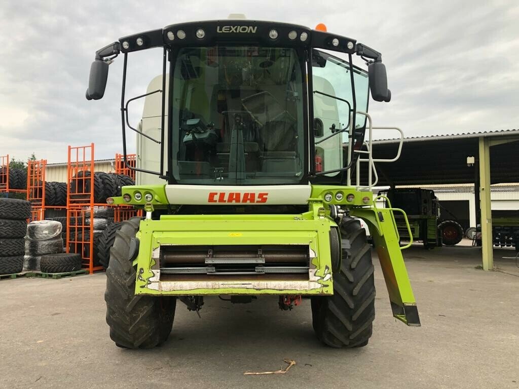 Mähdrescher des Typs CLAAS LEXION 650, Gebrauchtmaschine in BLENDECQUES (Bild 5)