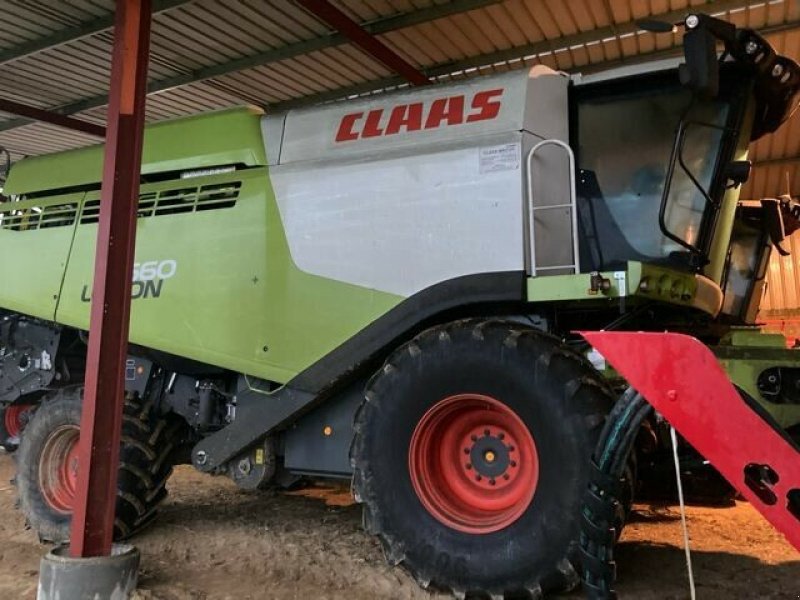 Mähdrescher of the type CLAAS LEXION 660 TRADITION, Gebrauchtmaschine in Charnay-lès-macon (Picture 1)