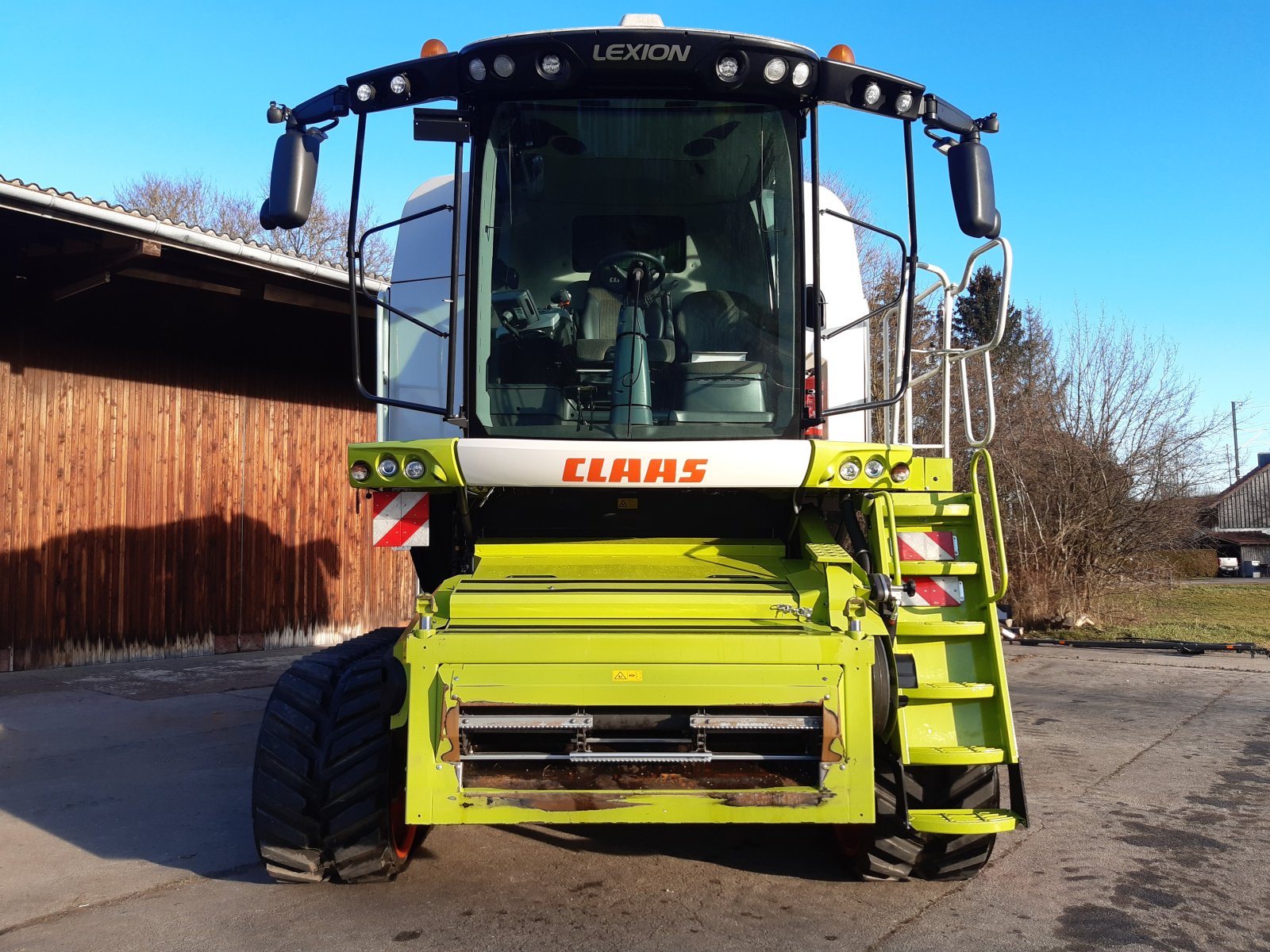 Mähdrescher des Typs CLAAS Lexion 660 TT, Gebrauchtmaschine in Penzing (Bild 3)