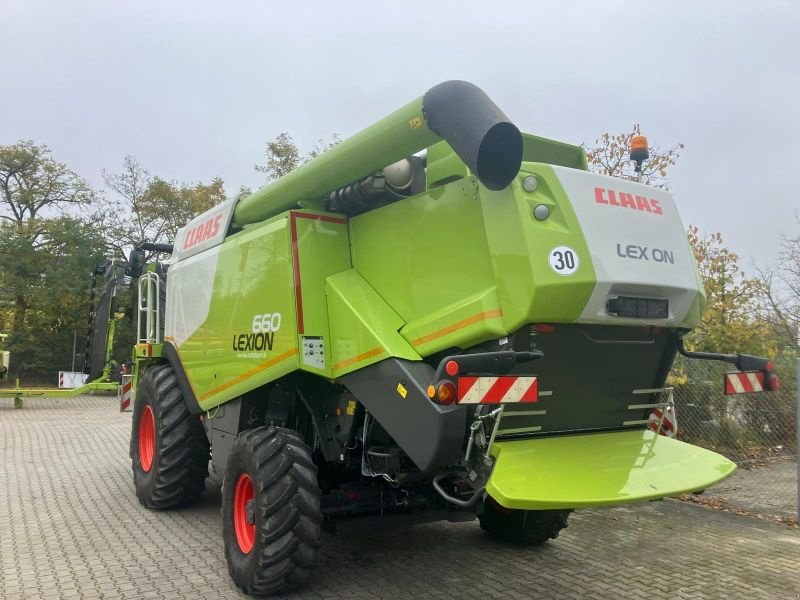 Mähdrescher van het type CLAAS LEXION 660 + V660 SCHNEIDWERK, Gebrauchtmaschine in Schwandorf (Foto 3)