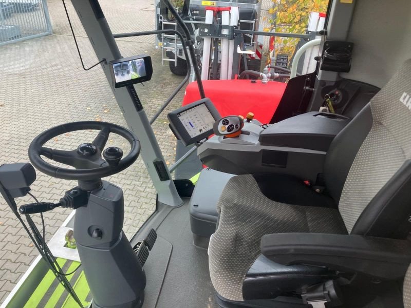 Mähdrescher van het type CLAAS LEXION 660 + V660 SCHNEIDWERK, Gebrauchtmaschine in Schwandorf (Foto 19)