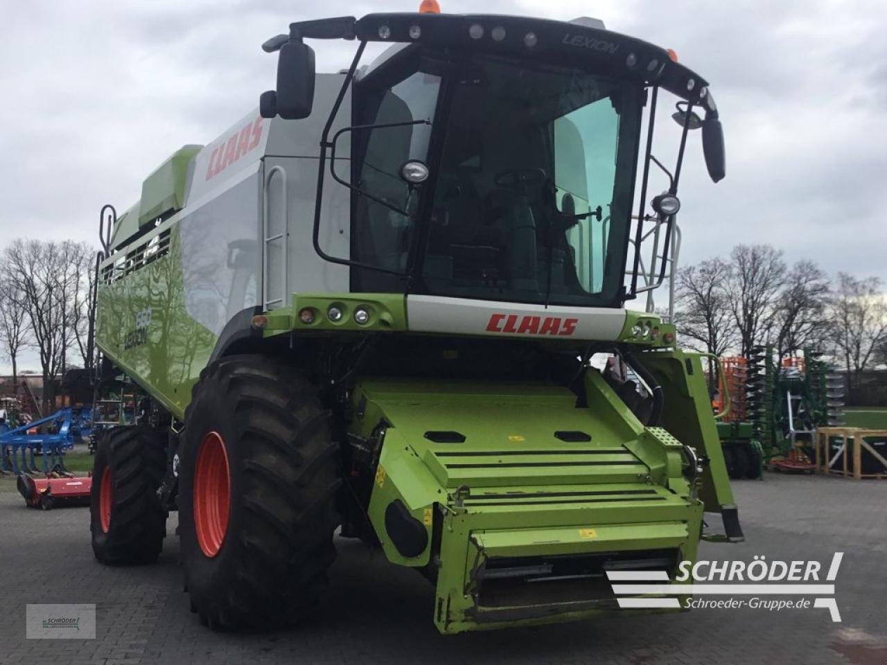 Mähdrescher типа CLAAS LEXION 660 + V770 SCHNEIDWERK, Gebrauchtmaschine в Lastrup (Фотография 4)