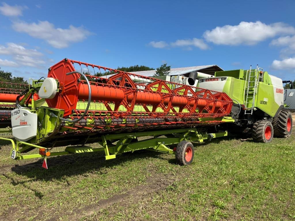 Mähdrescher типа CLAAS LEXION 660, Gebrauchtmaschine в Hinnerup (Фотография 6)