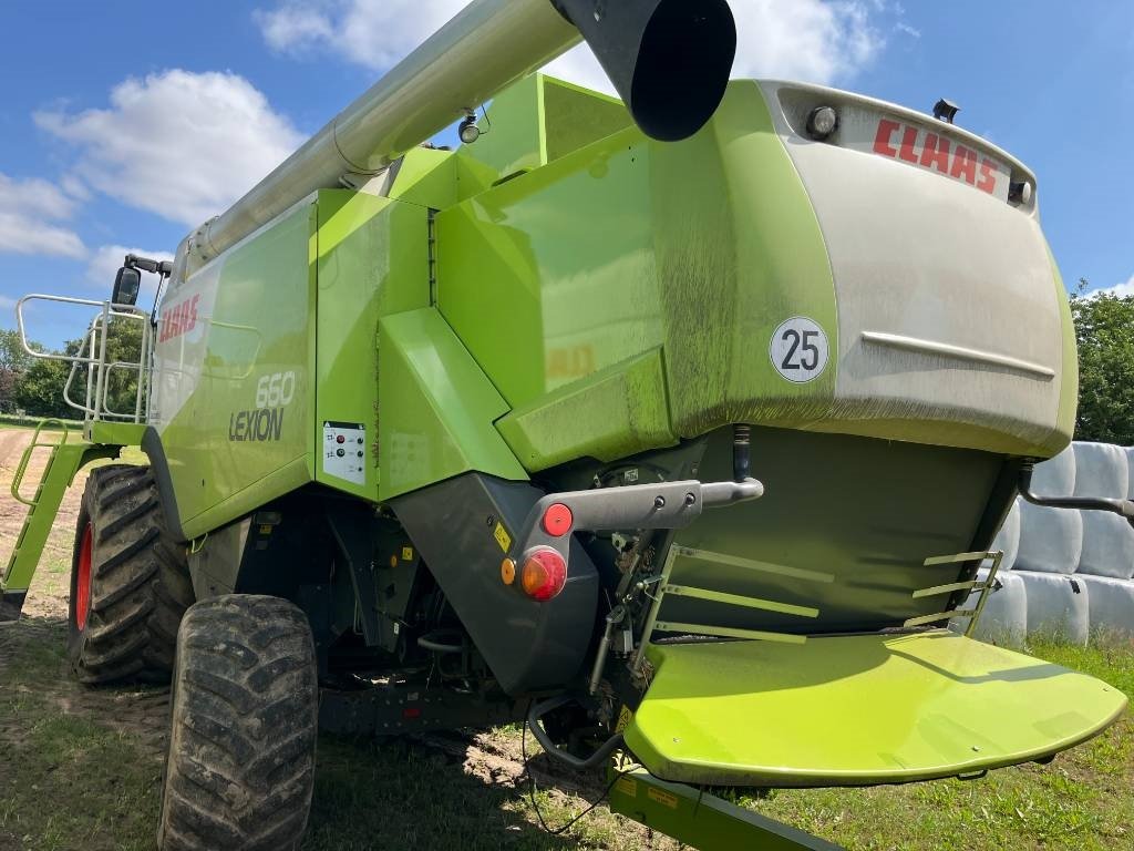 Mähdrescher типа CLAAS LEXION 660, Gebrauchtmaschine в Hinnerup (Фотография 4)