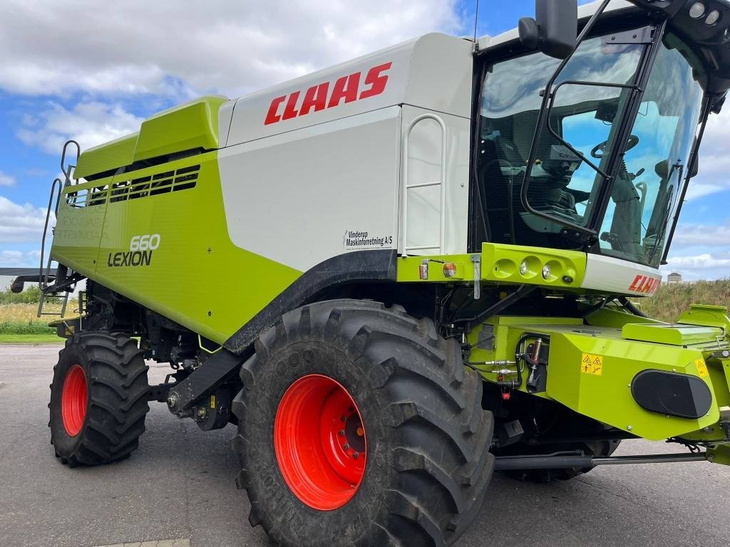 Mähdrescher typu CLAAS Lexion 660, Gebrauchtmaschine w Vinderup (Zdjęcie 3)