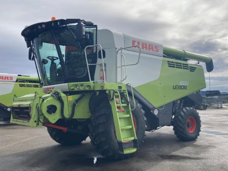 Mähdrescher del tipo CLAAS LEXION 660, Gebrauchtmaschine en Hockenheim (Imagen 1)