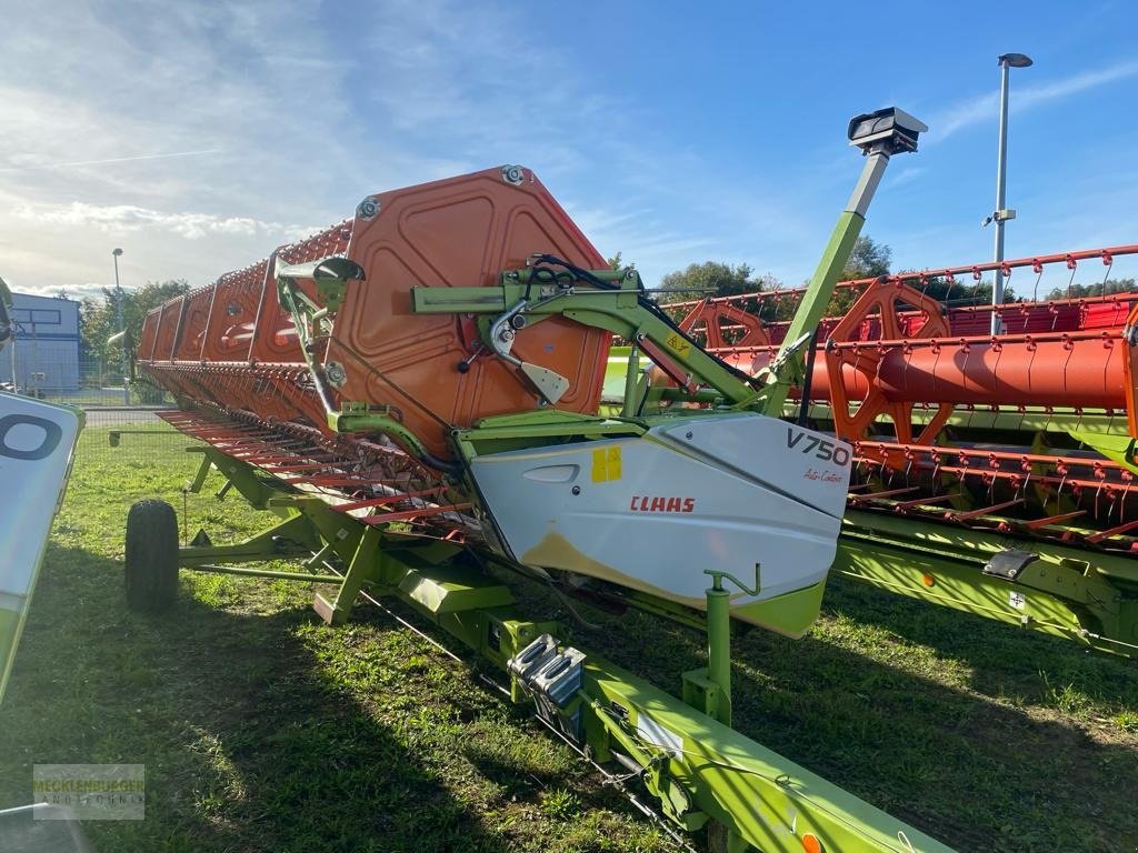 Mähdrescher del tipo CLAAS Lexion 660, Gebrauchtmaschine en Mühlengeez (Imagen 24)