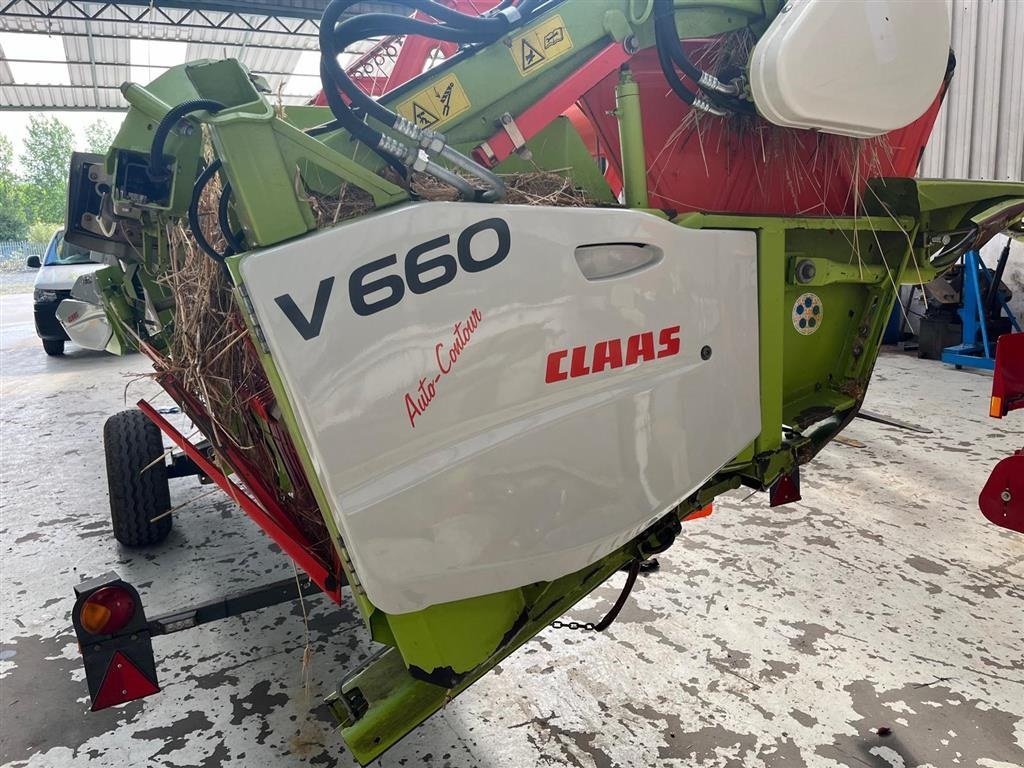 Mähdrescher des Typs CLAAS LEXION 670 4WD. TT - Terra Trac. Incl skærebord. Laser Pilot x 2. 3D cleaning, returmåler, Special cut snitter, Telematics, Camera, RTK modul. Ring til Ulrik på 40255544. Jeg snakker Jysk., Gebrauchtmaschine in Kolding (Bild 3)