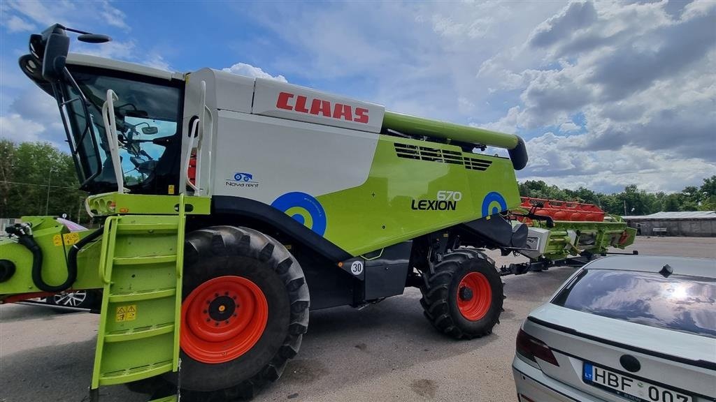 Mähdrescher des Typs CLAAS LEXION 670 Incl. Skærebord Vario V770. 4WD. CEMOS Cruise Pilot. 3D. XL Snegl. Profi Cam. S7 Terminal. Quantimeter. Ring til Ulrik på 40255544. Jeg snakker Jysk., Gebrauchtmaschine in Kolding (Bild 1)