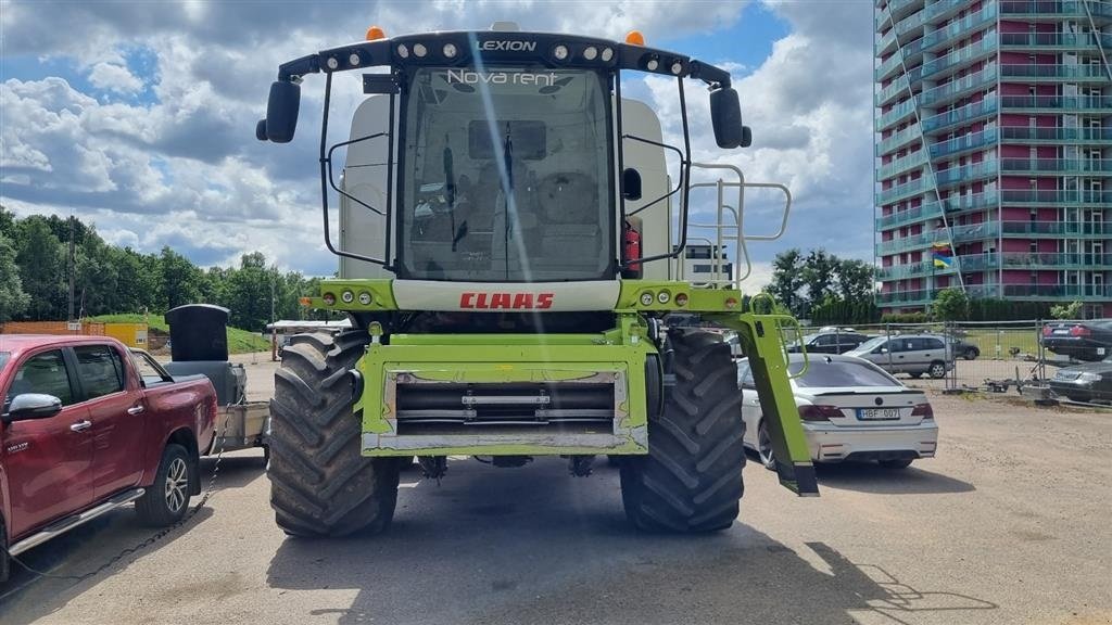 Mähdrescher typu CLAAS LEXION 670 Incl. Skærebord Vario V770. 4WD. CEMOS Cruise Pilot. 3D. XL Snegl. Profi Cam. S7 Terminal. Quantimeter. Ring til Ulrik på 40255544. Jeg snakker Jysk., Gebrauchtmaschine w Kolding (Zdjęcie 3)