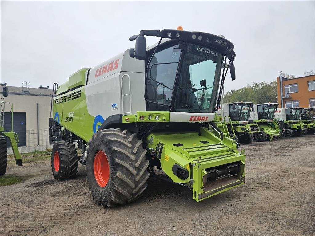 Mähdrescher des Typs CLAAS LEXION 670 Incl. Skærebord Vario V770. 4WD. GPS. Laser. CEMOS Cruise Pilot. 3D. XL Snegl. Profi Cam. S7 Terminal. Quantimeter. Ring til Ulrik på 40255544. Jeg snakker Jysk., Gebrauchtmaschine in Kolding (Bild 4)